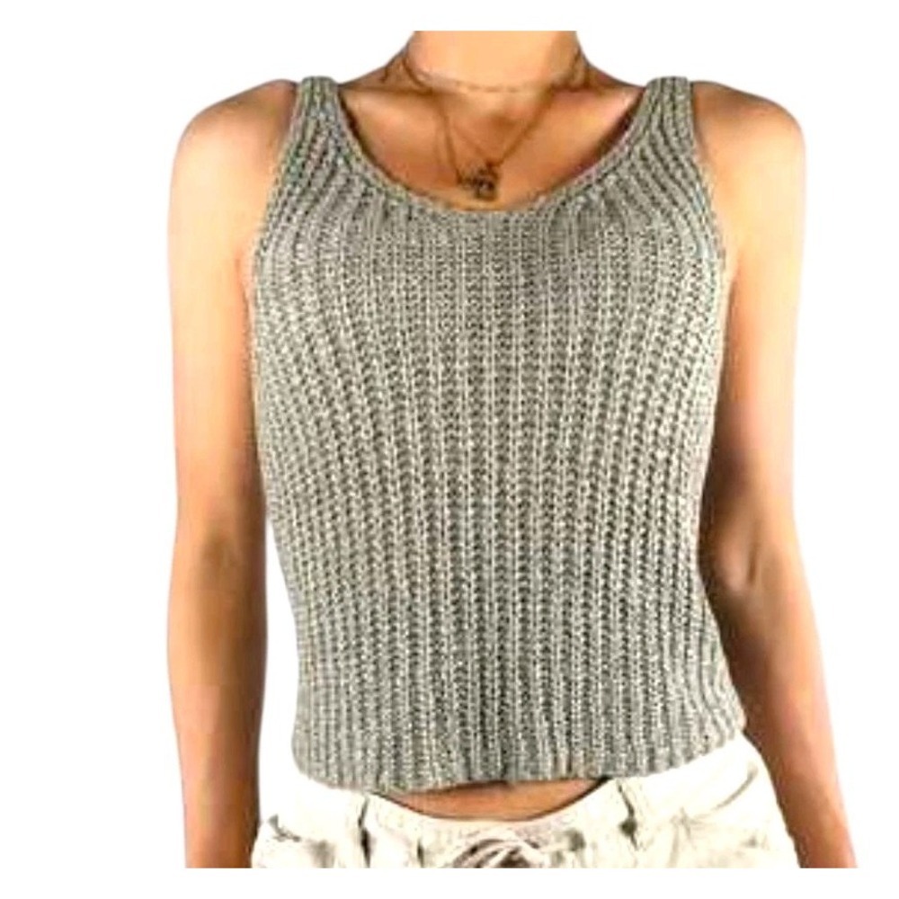 Moon Madison Womens V Neck Crop Sweater Size Medium Crochet Tank Top Pullover